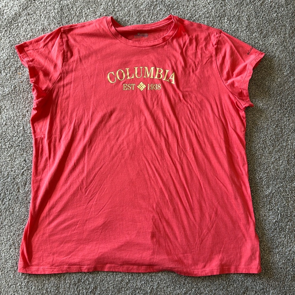 Columbia T